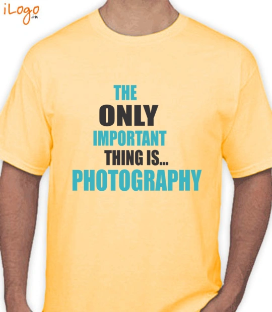 Camera flash important-thing-photography T-Shirt